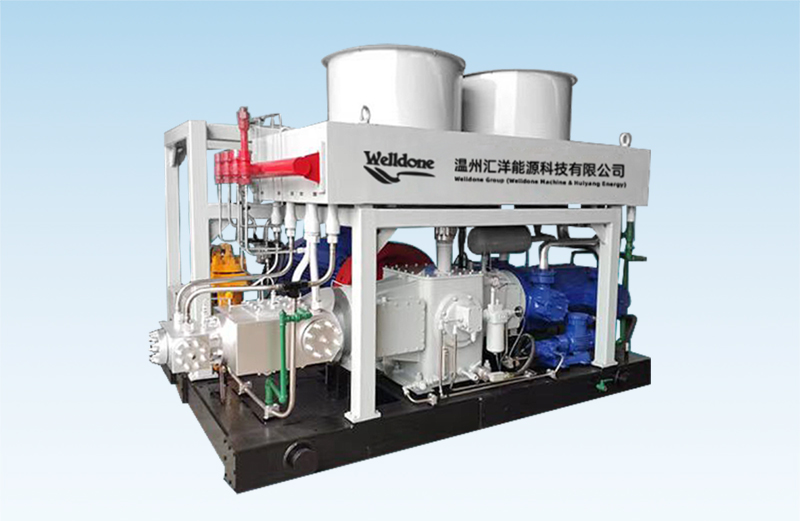 What happens if a CNG dispenser detects contamination in the gas supply?