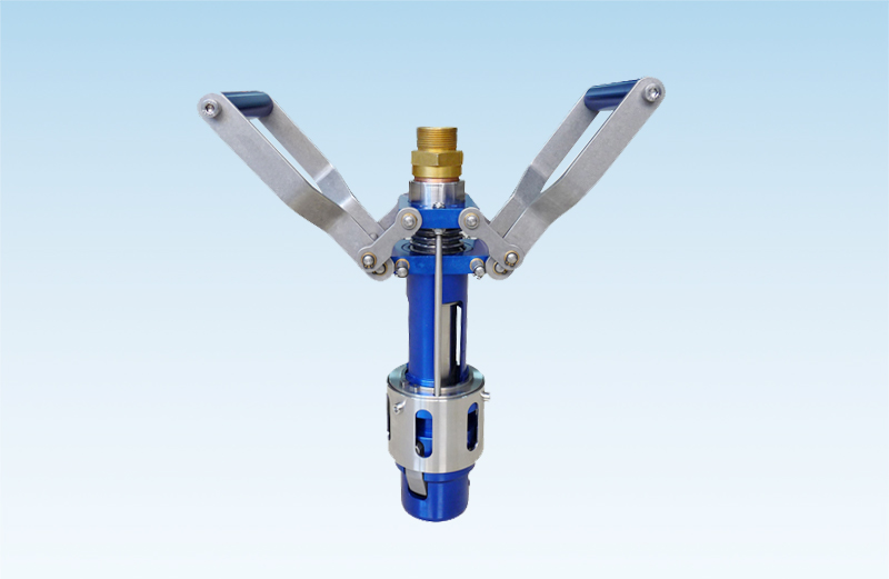 How do LNG dispensers prevent leaks?